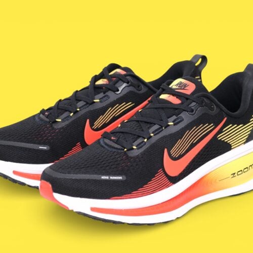 ナイキの「ボメロ18」¥16,500