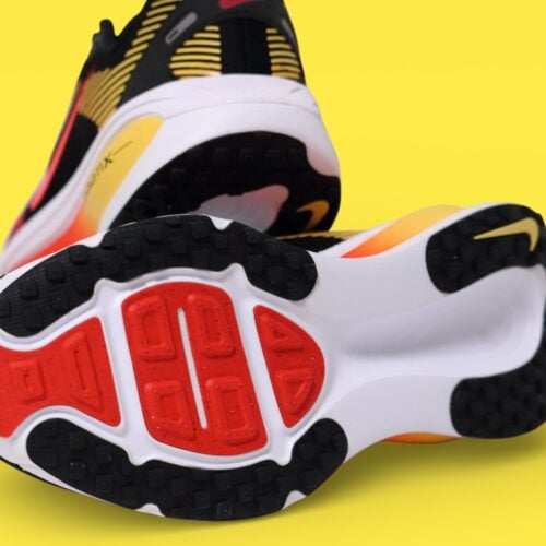 ナイキの「ボメロ18」¥16,500