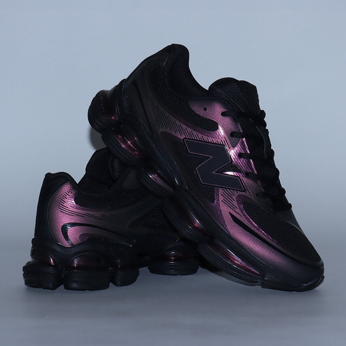 ニューバランスの「アブゾーブ 2000」¥24,200