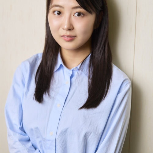 1st写真集を発売したグラビア界のゴールデンルーキー・福井梨莉華