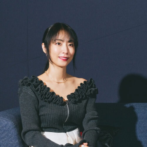 Netflixリアリティシリーズ『ラヴ上等』スタジオMCのMEGUMI