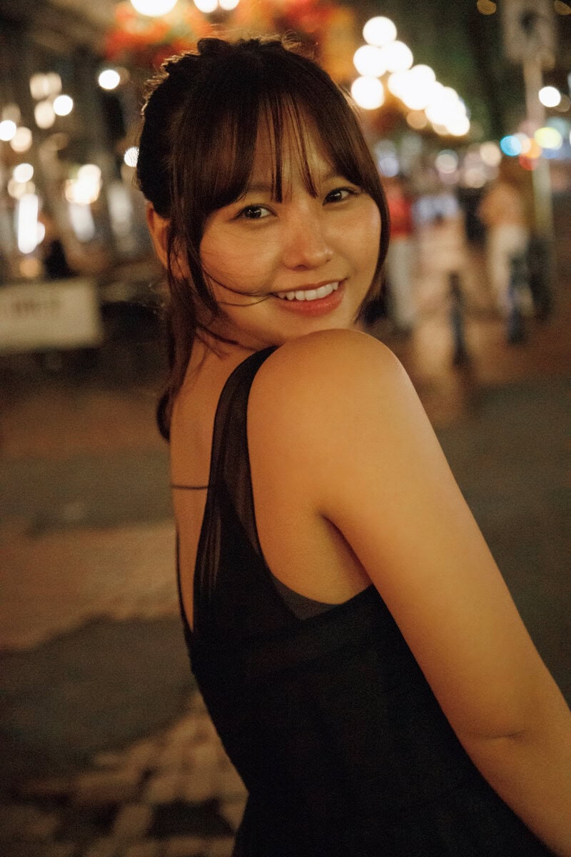 『3rd写真集 いつのまに、』を発売した本郷柚巴 ©︎菊地泰久／講談社