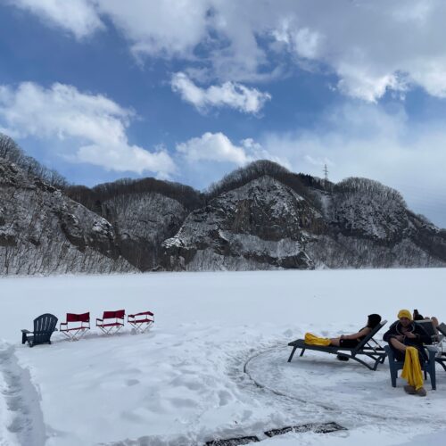 一面に広がる雪景色を前にした外気浴は極上