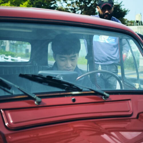 キャトルに興味津々な後藤さん。