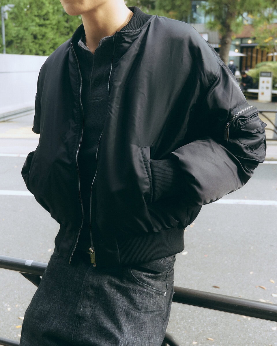 【スナップ】テーマは「バイト着」…ミニマルな色＆アイテム選びの中で際立つヘアの存在感