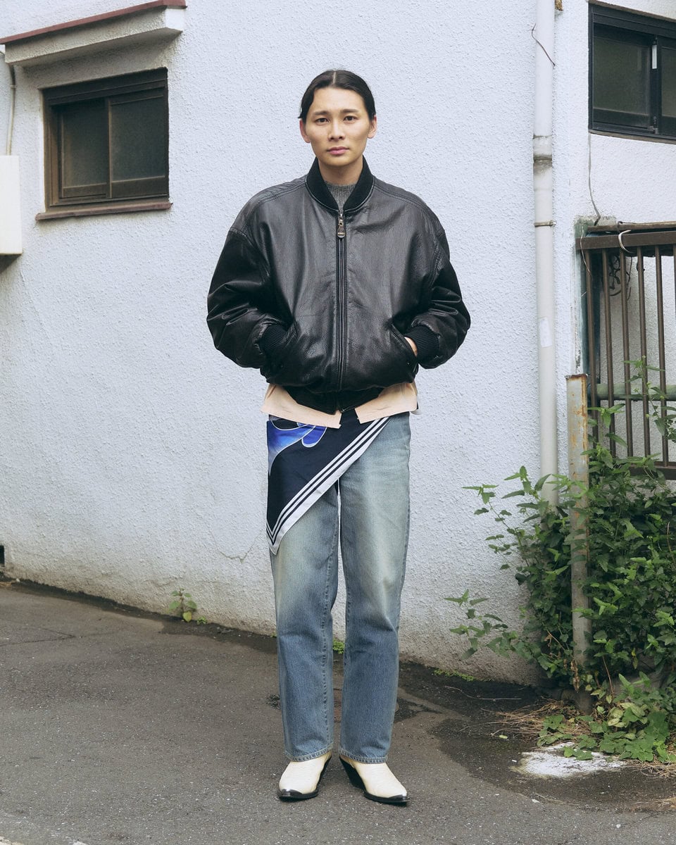 【スナップ】コーデの狙いは「セリーヌっぽく」…スカーフづかいが上品の極み