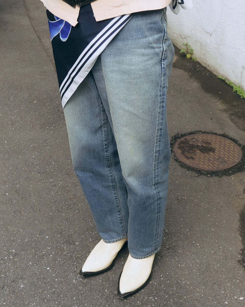 【スナップ】コーデの狙いは「セリーヌっぽく」…スカーフづかいが上品の極み