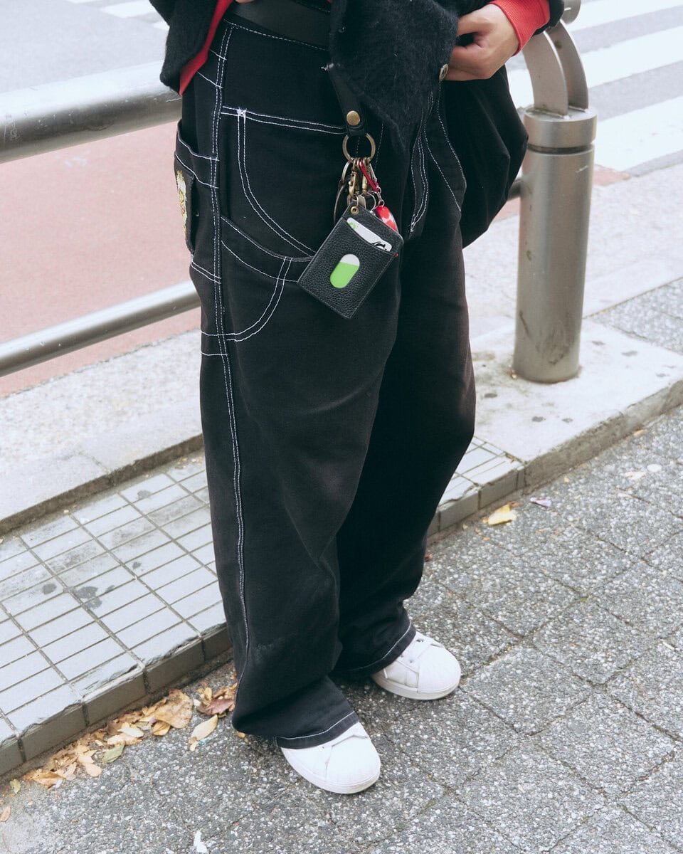 【スナップ】インナーのオレンジを首元と袖から全力で見せるための着こなし