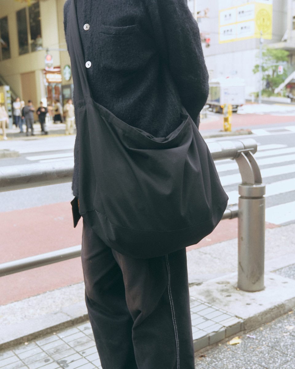 【スナップ】インナーのオレンジを首元と袖から全力で見せるための着こなし