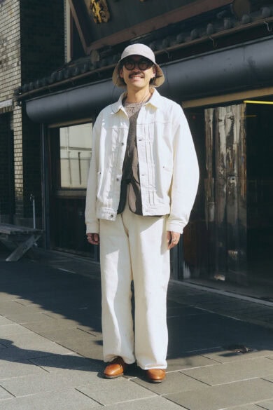 【スナップ】白とブラウンでまとめた秋冬の“クリーンofクリーン”コーデ