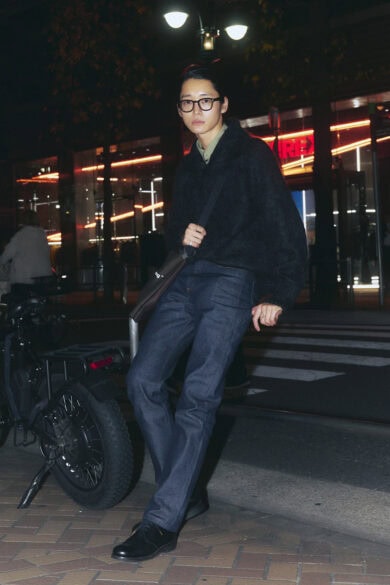 【スナップ】アー・ペー・セーのデニムからの逆算でボリュームあるニットをトップスに