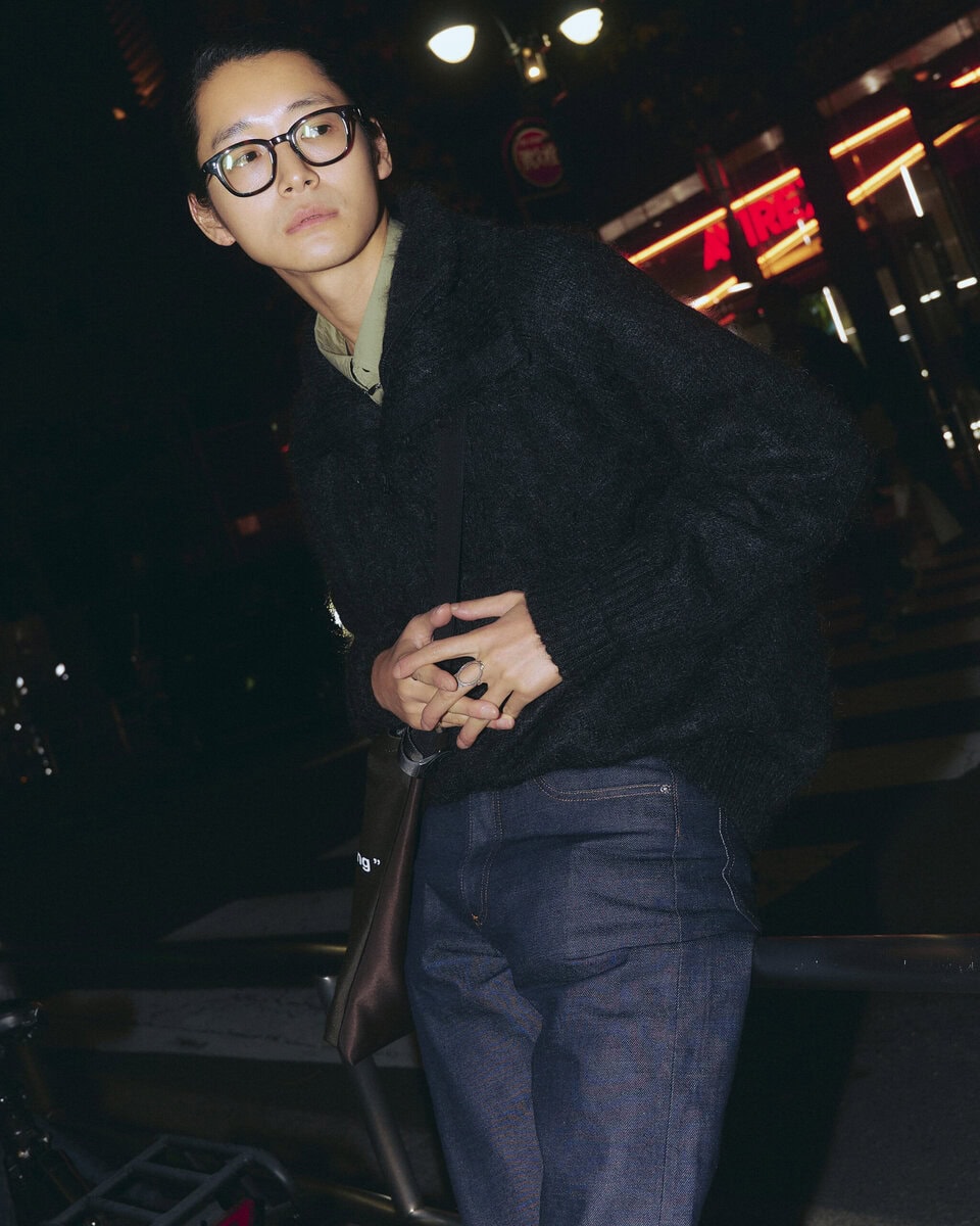 【スナップ】アー・ペー・セーのデニムからの逆算でボリュームあるニットをトップスに