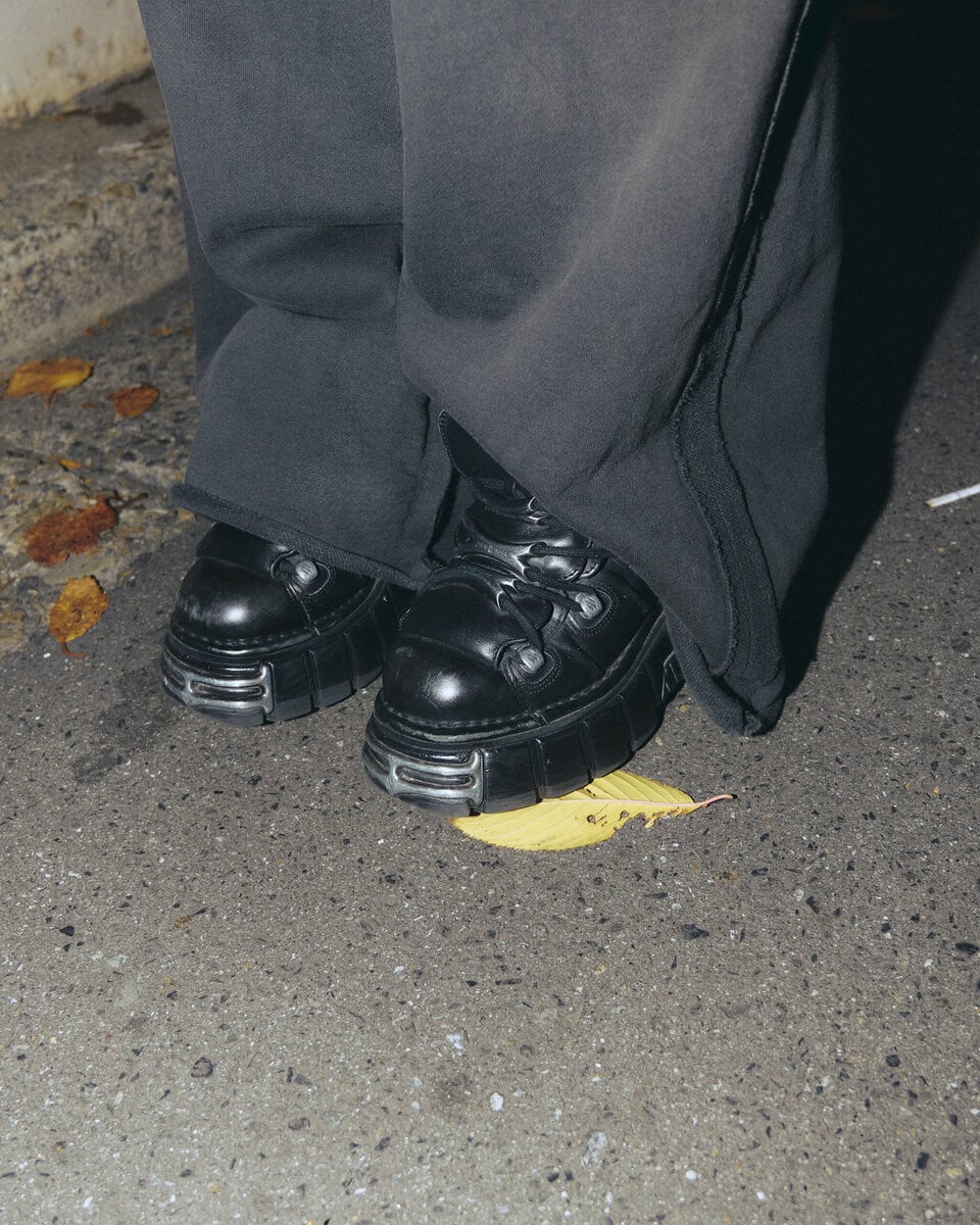 【スナップ】パンツの裾を溜める着こなしが好き…ニューロックのブーツで足元に視線を集中！