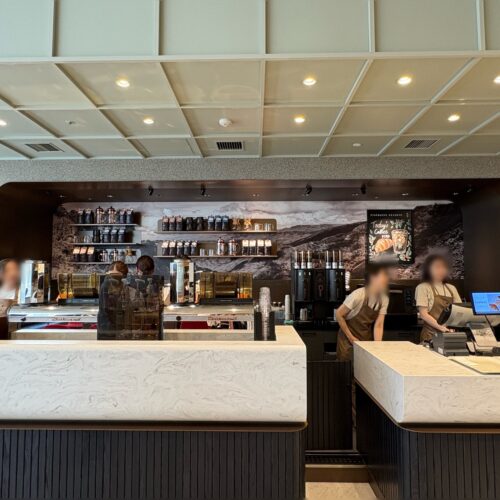 スターバックスリザーブ® カフェ 新宿マルイ本館2階店