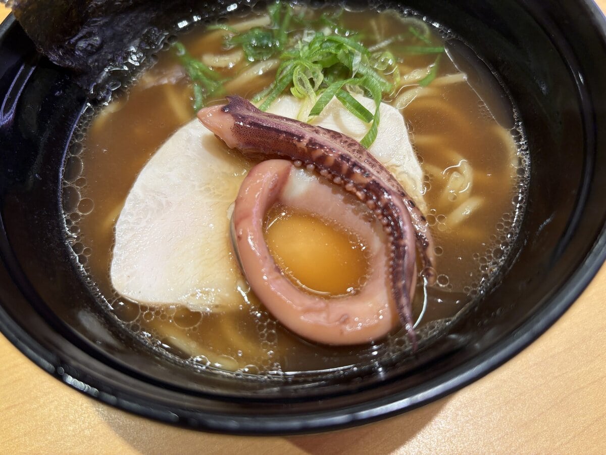 スシロー　能登小木港いかのせいか白湯醤油ラーメン