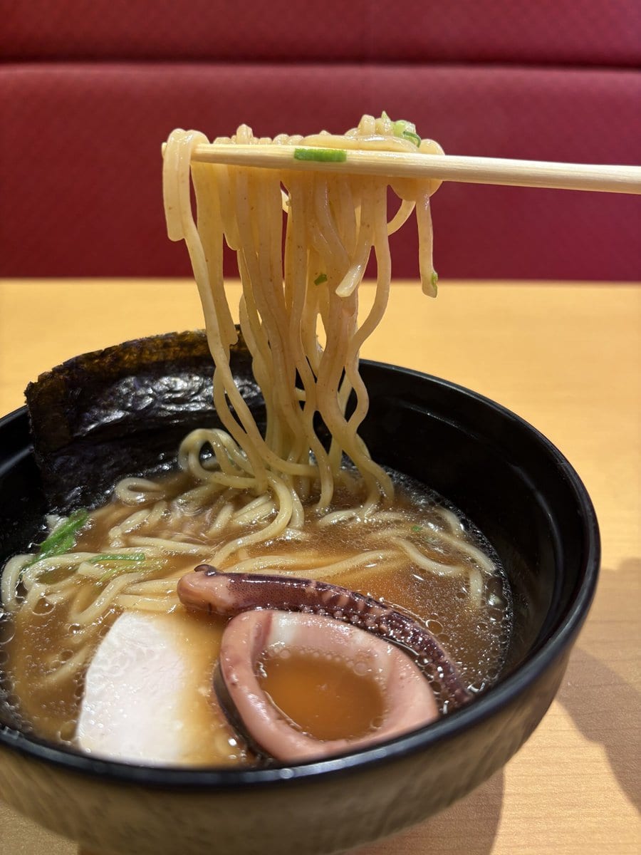 スシロー　能登小木港いかのせいか白湯醤油ラーメン