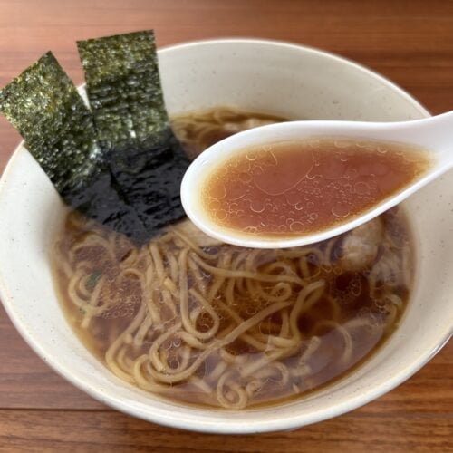 お水がいらないプレミアム 飯田商店醤油らぁ麺