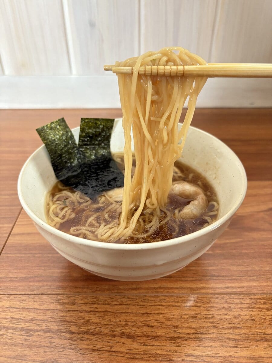 お水がいらないプレミアム 飯田商店醤油らぁ麺
