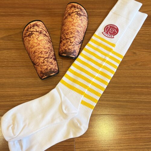 ファミチキ すね当て＆ソックス