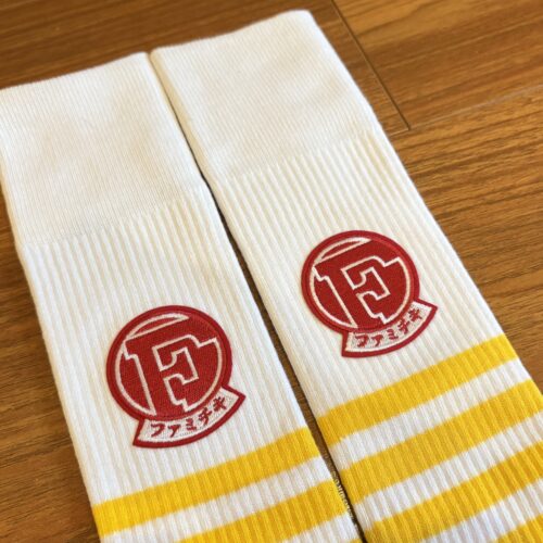 ファミチキ すね当て＆ソックス