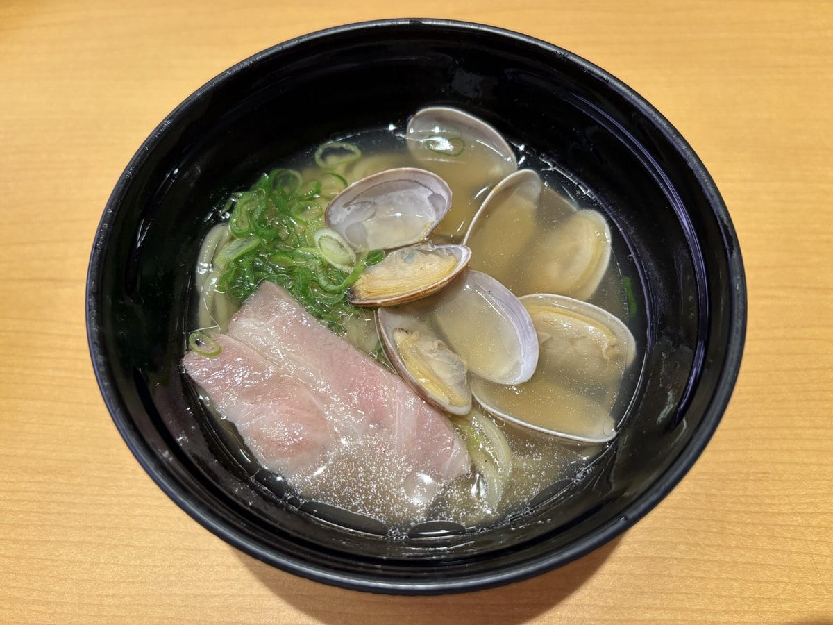 スシロー　あさり入り貝だし塩ラーメン