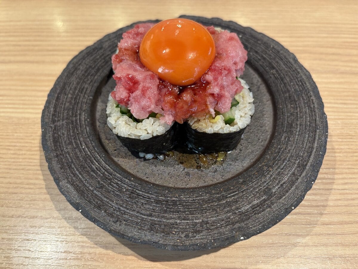 杉玉　黄金とろたく“絶品”薬味巻き