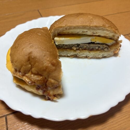 チーズに溺れろ！月見チーズバーガー