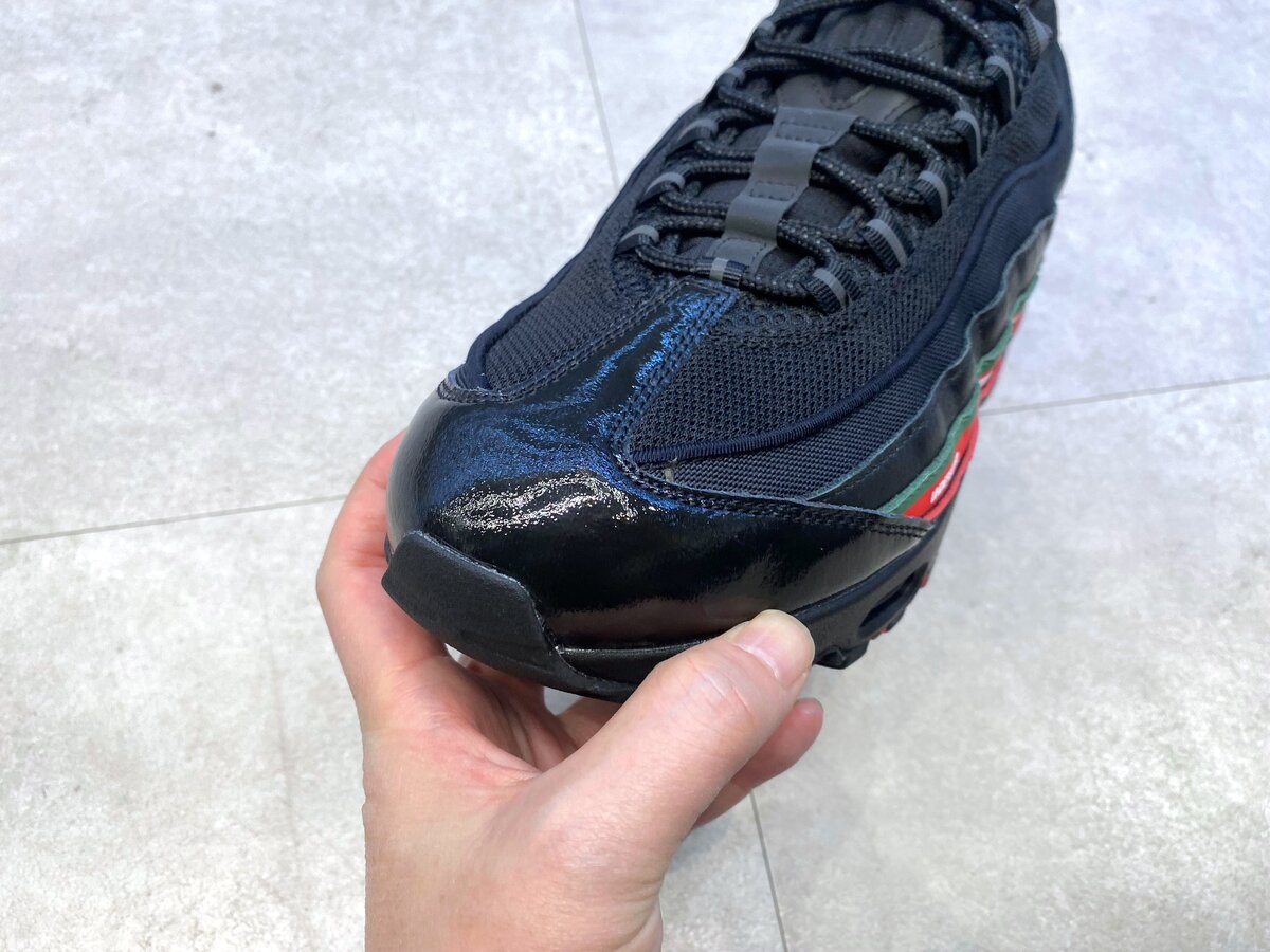 UNDEFEATED × Nike（アンディフィーテッド × ナイキ）のエアマックス95 SP "ブラック"