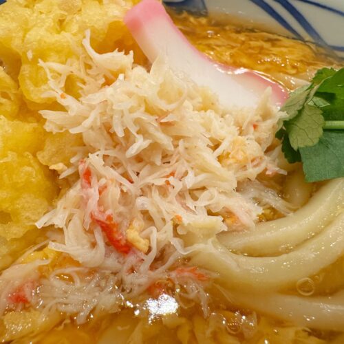 贅沢に盛り付けられた本ずわい蟹のほぐし身