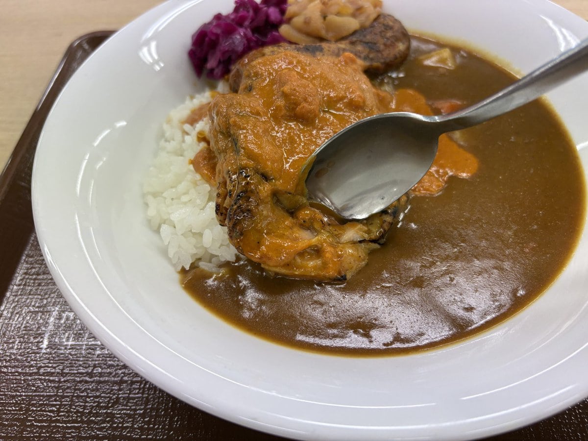 すき家　バターチキンソースカレー