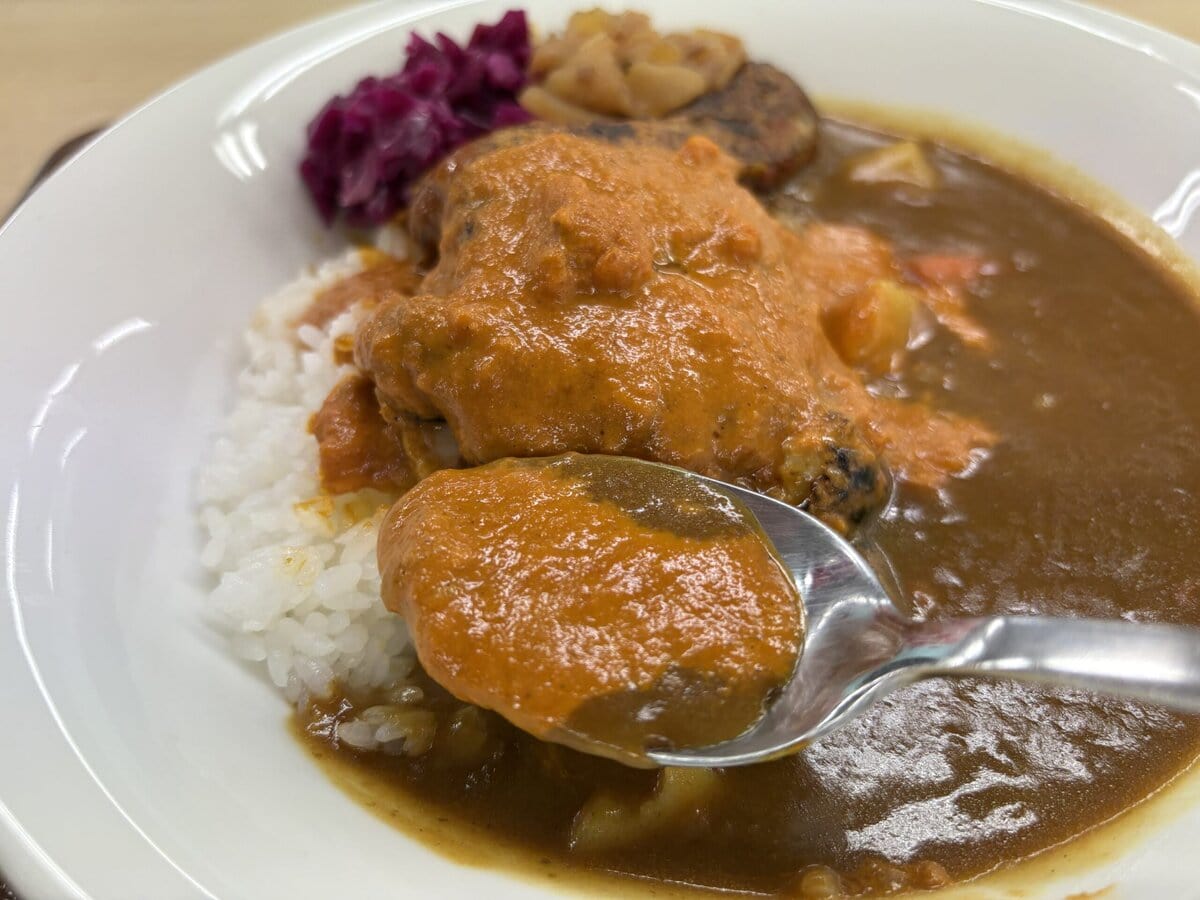 すき家　バターチキンソースカレー