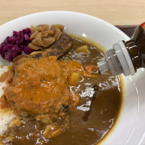すき家　バターチキンソースカレー