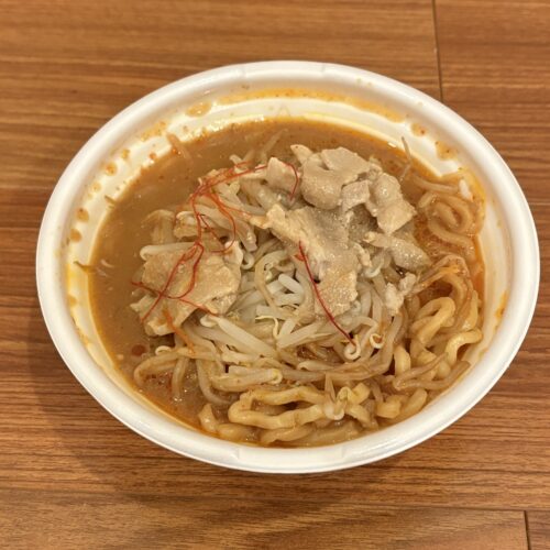 メラメラ燃える 炎のウマ辛ラーメン