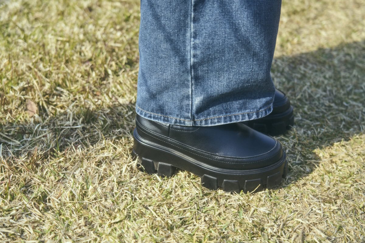 BABYMONSTERファンのライブファッションがすごかった！「HOT SAUCE」なりきり多発のMONSTIEZスナップを神戸ファイナルで敢行