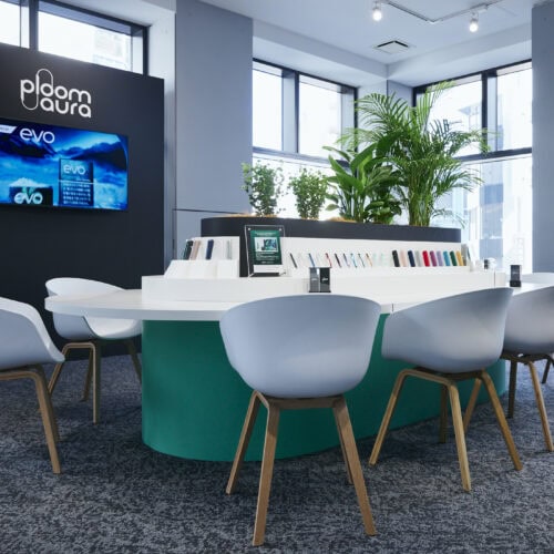 Ploom × NAKED, INC. ポップアップストア渋谷 Ploom Urban Oasis Lounge