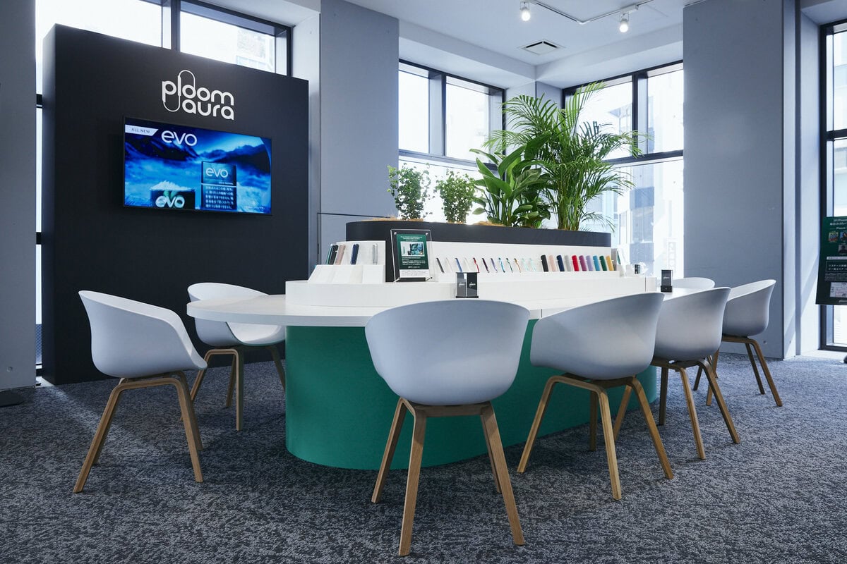 Ploom × NAKED, INC. ポップアップストア渋谷 Ploom Urban Oasis Lounge