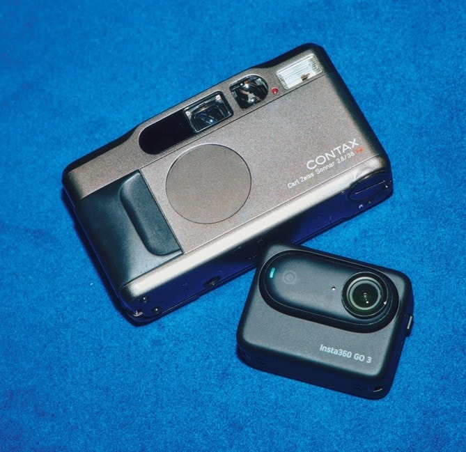 井上ヤマトさんとCOIN PARKING DELIVERYさんの私服&ハマりもの(カメラ)