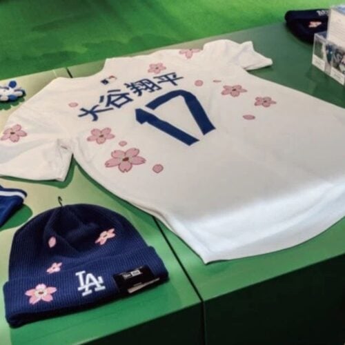 「村上隆×MLB、奇跡の限定コレクションを振り返る」世界中が注目した開幕戦を彩った“お花アート”に世界が熱狂