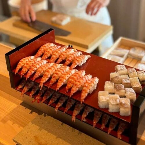 「大阪万博一の絶景スポット」世界各国の料理が並ぶビュッフェ、寿司カウンター、鉄板焼…大阪万博の“ラウンジ＆ダイニング”を徹底解説してみた