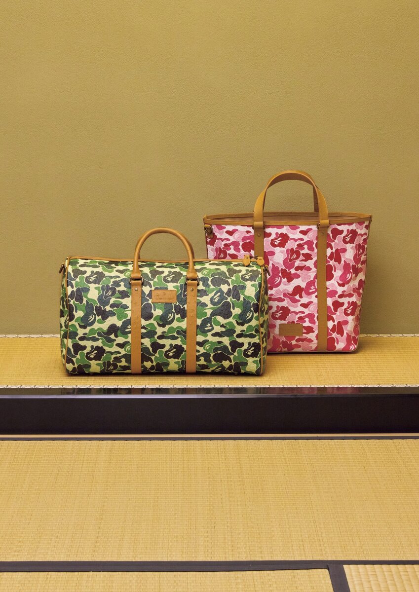 A BATHING APE®の新作バッグ ABC CAMO OSTRICH PU BOSTON BAGとABC CAMO OSTRICH PU TOTE BAG