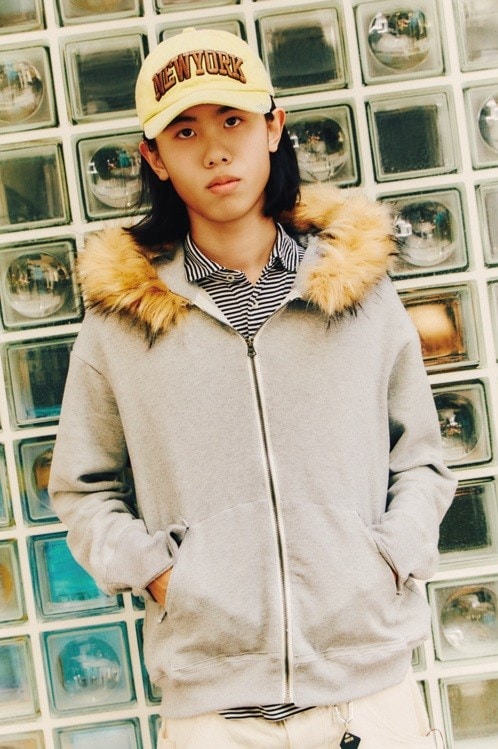 葦介さんがパターンを起こしてミシンで自作したジップアップパーカ