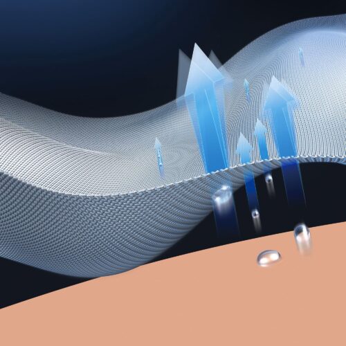 特殊なメッシュ素材で通気性も確保されているうえに、汗をかいてしまっても瞬時に吸い上げ、それを生地全体へと広げてくれる「ドライEX」機能付き