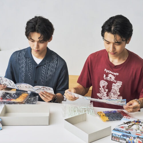 パッケージの中に入っている説明書を開いてみる