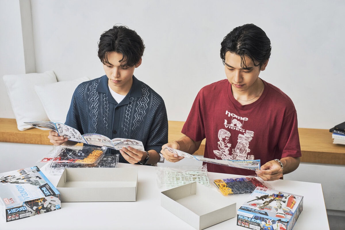 パッケージの中に入っている説明書を開いてみる