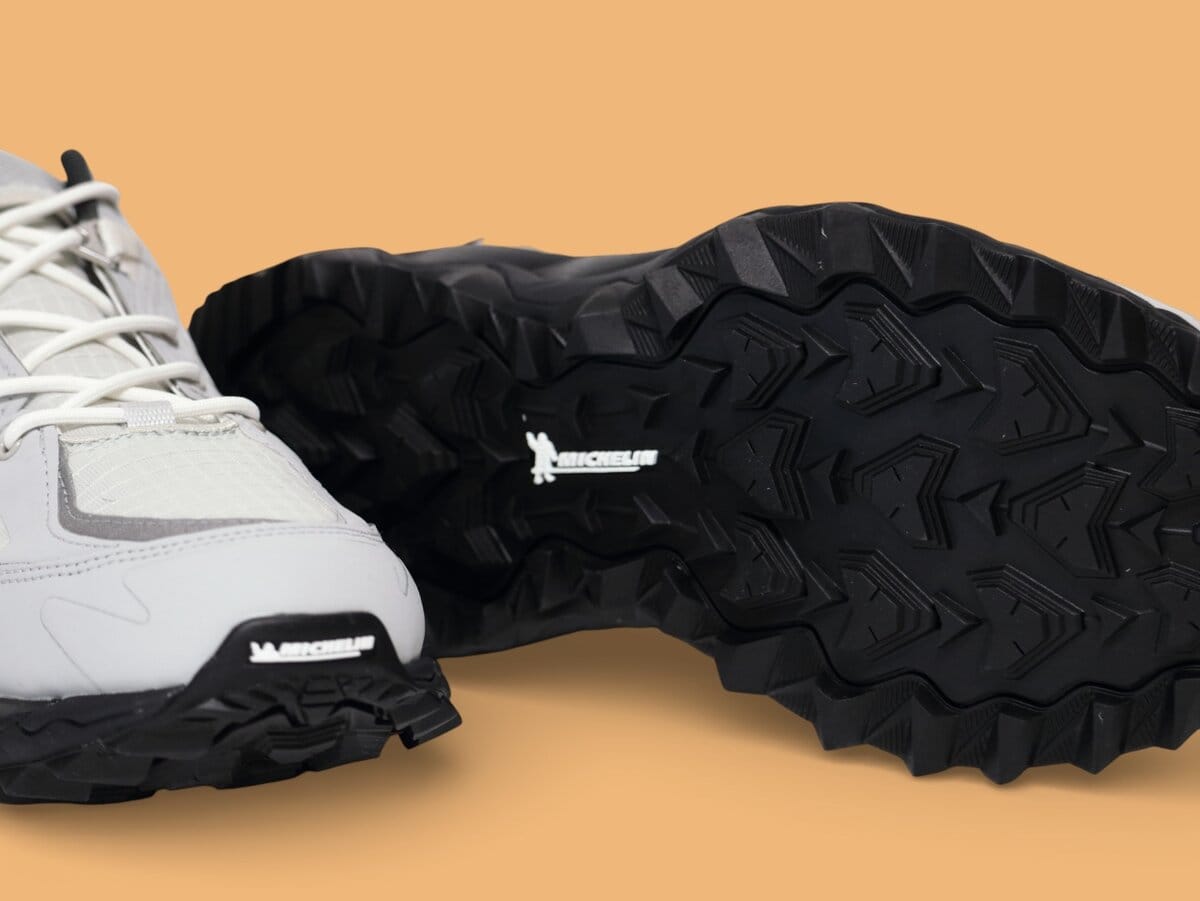 ミズノの「ウェーブ ムジンTL ゴアテックス」¥24,200