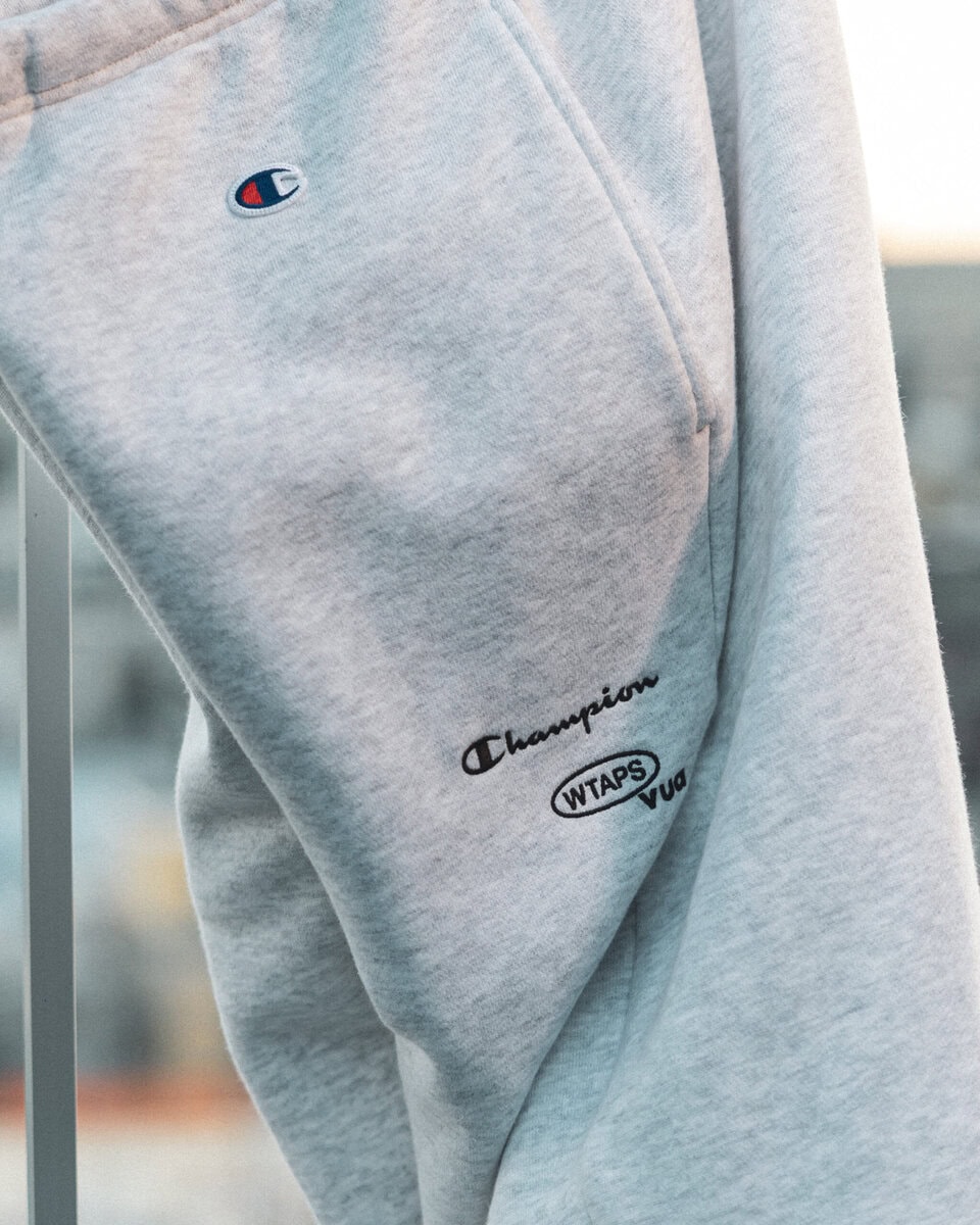 シーズンを問わず着用できるカラーパレットで、セットアップでのコーディネートも可能な本ラインアップ。