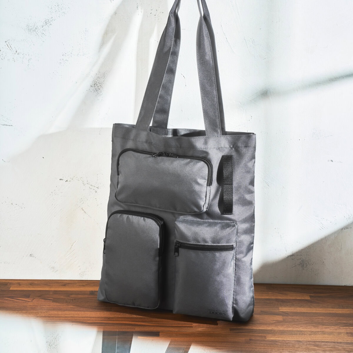 MonoMax2月号付録「アーバンリサーチ ドアーズ 財布機能&外ポケット付き!トートバッグ」