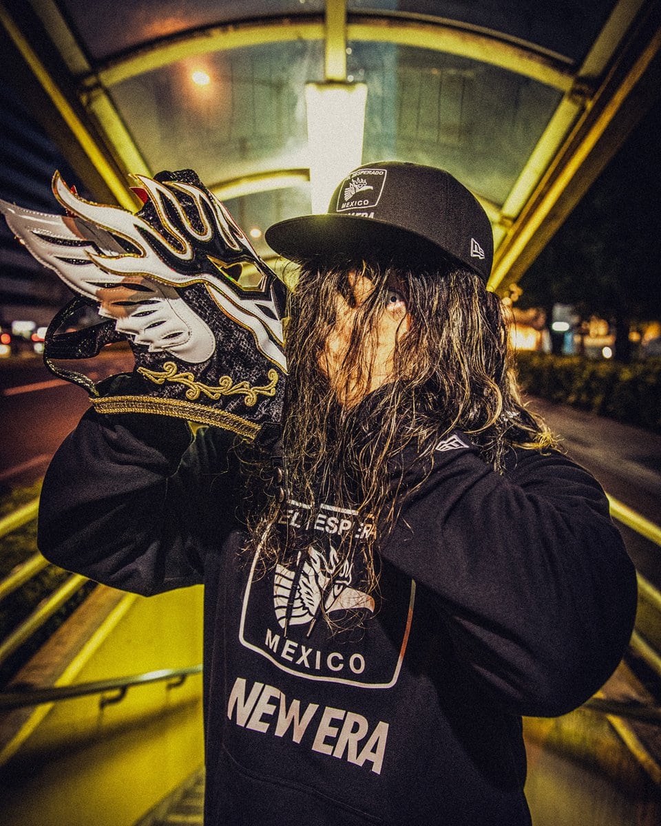 NewEra®(ニューエラ)が、プロレス団体・新日本プロレスリング(新日本プロレス)とのタッグによるアパレルも含むコラボコレクションをリリースする。