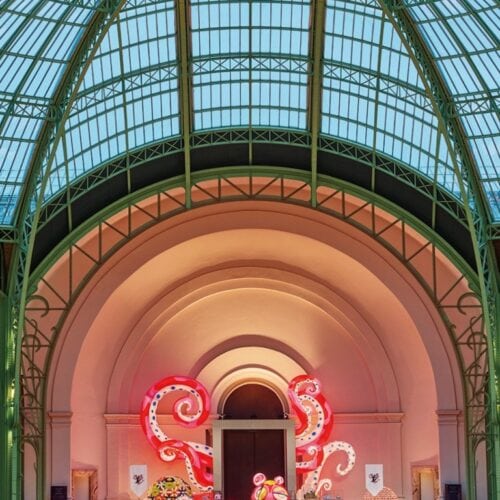 ルイ・ヴィトンがフランスの「アート・ バーゼル・パリ2025」(25年10月開催)で発表した「アーティーカプシーヌ 第7段 - ルイ・ヴィトン × 村上隆 コレクション」