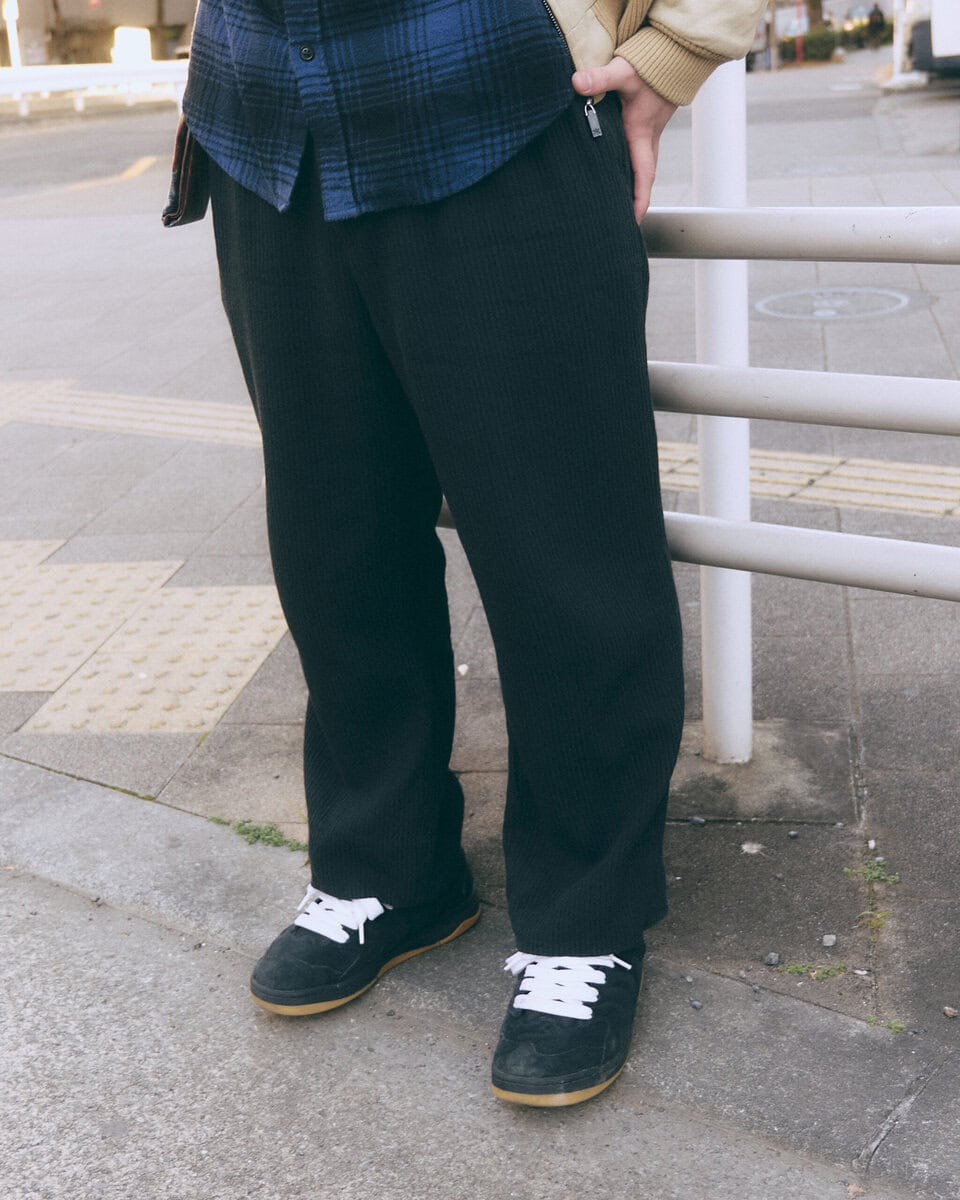 【スナップ】着こなしのポイントは「色を拾いすぎない」こと